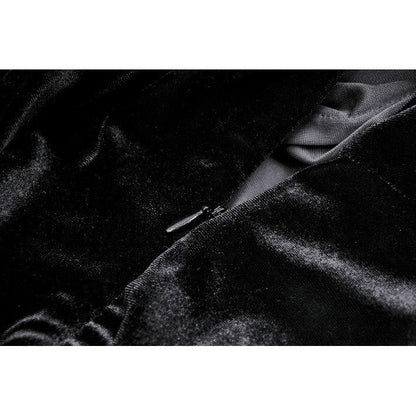 Dark in Love Kaia Velvet Ruffle Off-Shoulder Gothic Mermaid Dress closeup of the zip